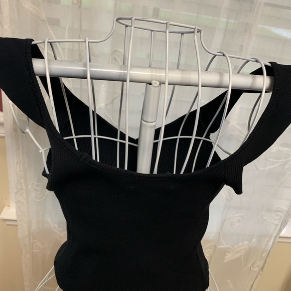 Top - Picture 3 of 3